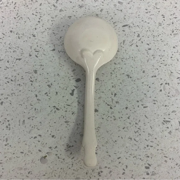 Vintage Ceramic Oven-Proof Covered Dish with Serving Spoon- Made in Japan - Picture 8 of 10